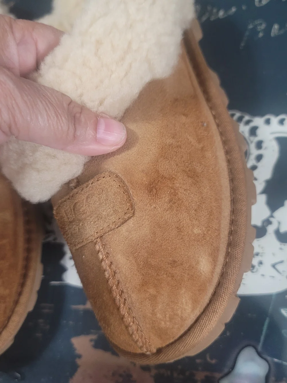 UGG Womans Chestnut Suede Slippers with Cream Shearling Cuff